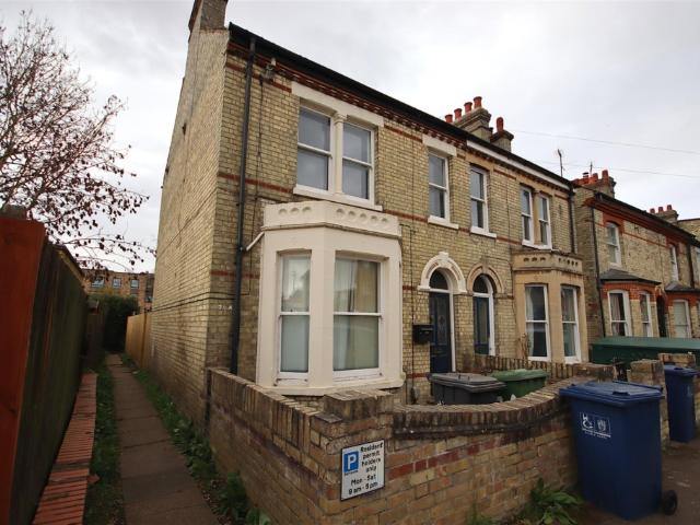 Apartment for rent in Chesterton, Arbury