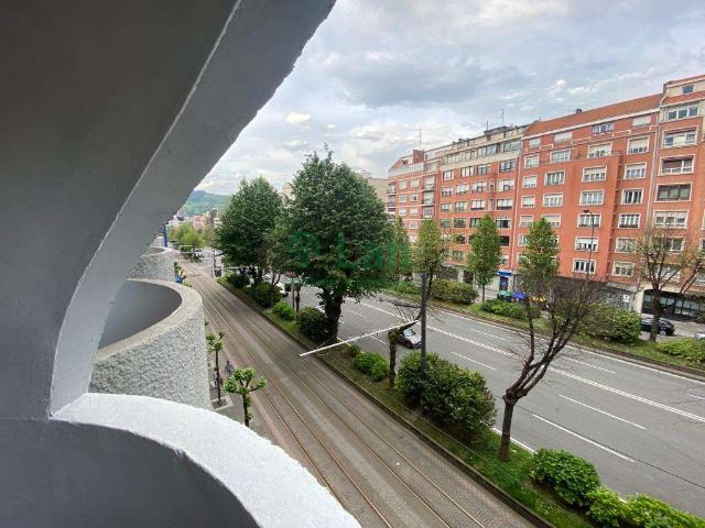 Apartamento en alquiler en Basurtu-Zorrotza, Bilbao
