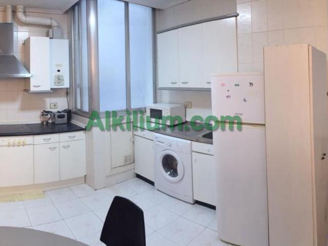 Apartamento en alquiler en Basurtu-Zorrotza, Bilbao