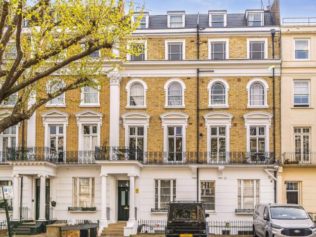Apartment for rent in Bayswater, Greater London