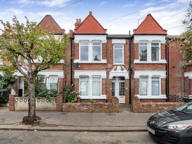 Apartment for rent in London Borough of Croydon, Thornton Heath