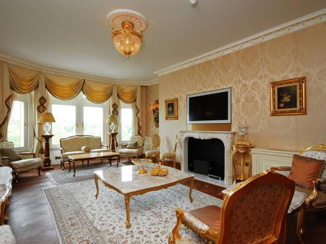 Apartment for rent in South Kensington, Greater London