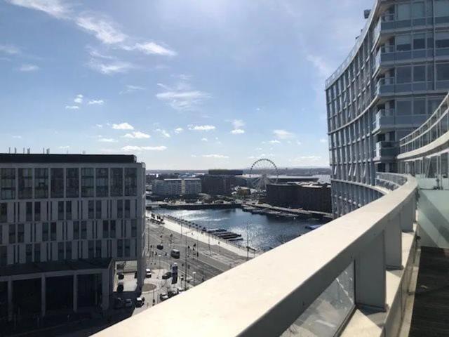 Apartment for rent in Waterfront, Calderstones