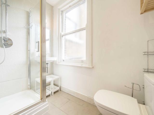 Apartment for rent in London Borough of Hammersmith and Fulham, Greater London