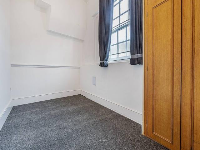 Apartment for rent in Midway, Kent