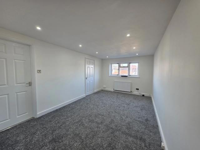 Apartment for rent in Rodbourne, Swindon