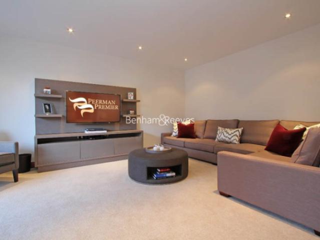 Apartment for rent in Knightsbridge, Greater London