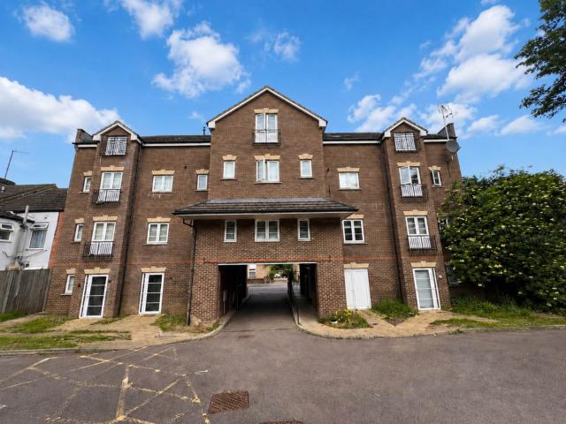 Apartment for rent in Spring Park, Luton