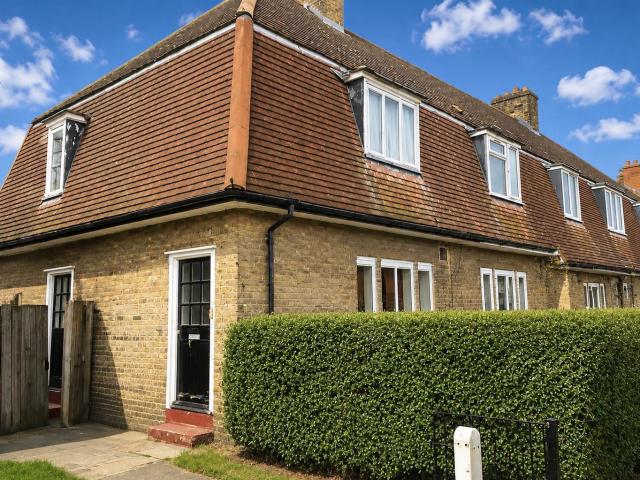 Apartment for rent in Victoria, Greater London