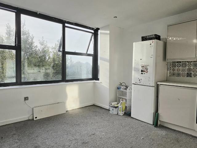 Apartment for rent in South Harrow, Greater London