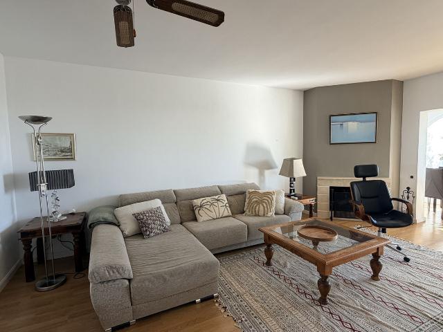Apartamento en alquiler en Artola, Costa del Sol Occidental