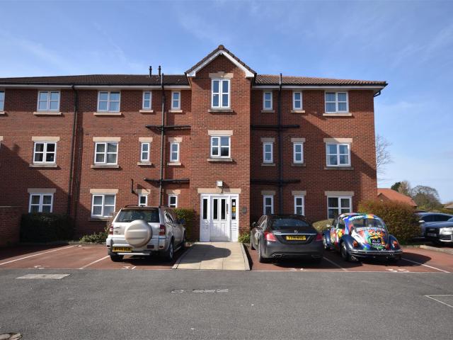 Apartment for rent in Overchurch Hill, Moreton