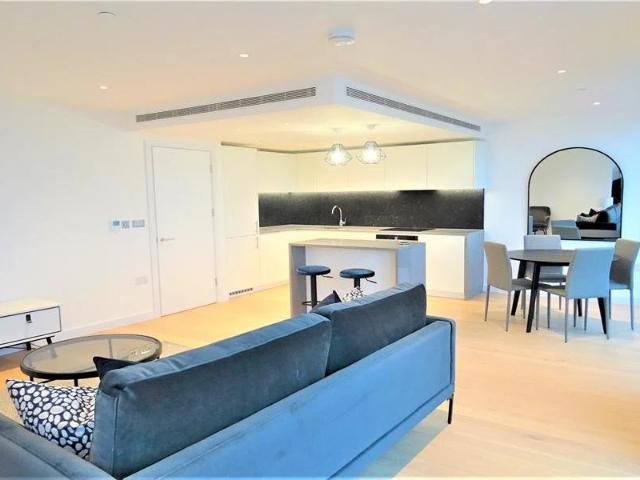 Apartment for rent in Canary Wharf, Greater London