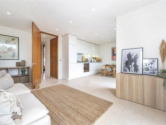 Apartment for rent in Chalk Farm, Greater London