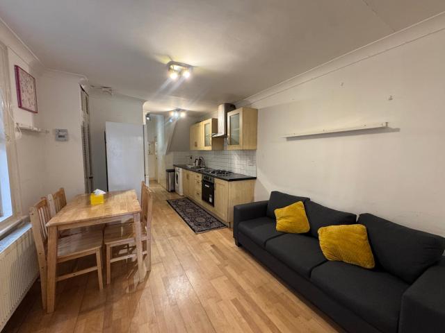 Apartment for rent in London Borough of Ealing, Greater London