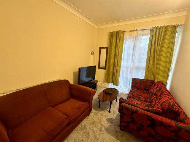 Apartment for rent in London Borough of Croydon, Greater London