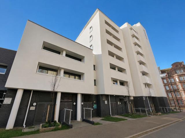 Apartment for rent in London Borough of Croydon, Greater London