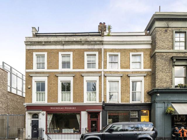 Apartment for rent in Brompton, Greater London
