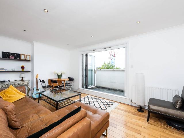 Apartment for rent in Brompton, Greater London