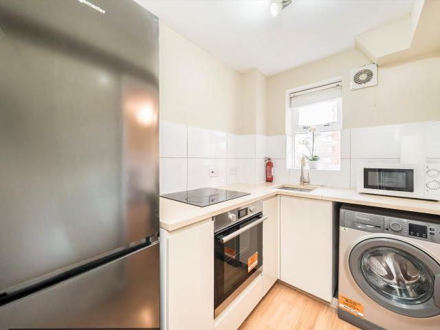 Apartment for rent in Heritage Park, Greater London