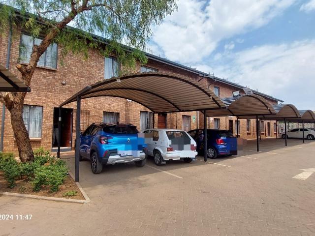 Apartment for sale in Waterkloof, Gauteng