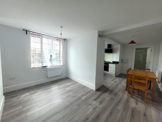 Apartment for rent in Slough