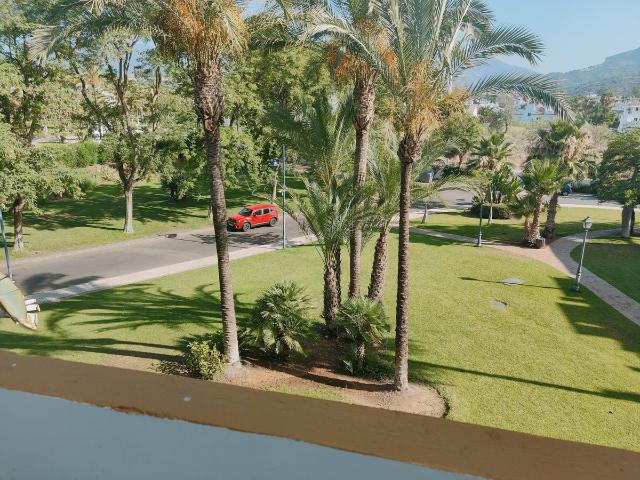 Apartamento en alquiler en Dos Hermanas, Costa del Sol