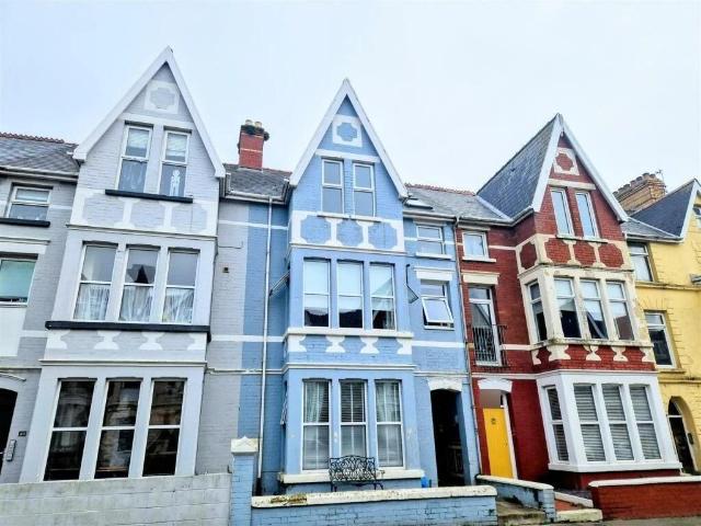 Apartment for rent in Porthcawl, Nottage