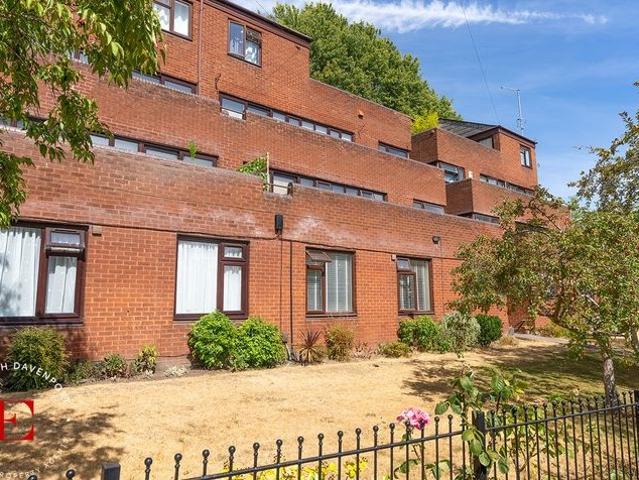 Apartment for rent in Spon End, West Midlands
