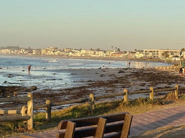 Apartment for rent in Melkbosstrand, Western Cape