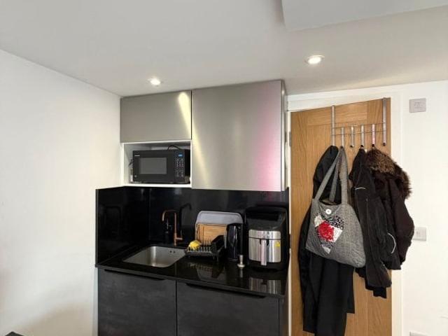 Apartment for rent in Brunswick, Brighton & Hove
