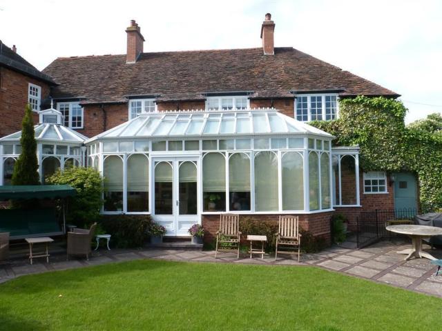 Apartment for rent in Cliff Hill, Green Close