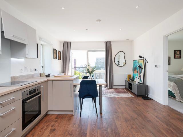 Apartment for rent in Roding Riverside, Greater London