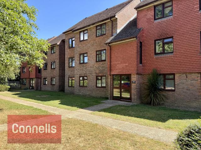 Apartment for rent in Wickhurst Green, Horsham