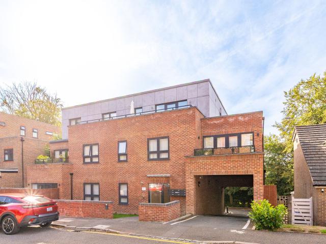 Apartment for rent in London Borough of Croydon, Greater London