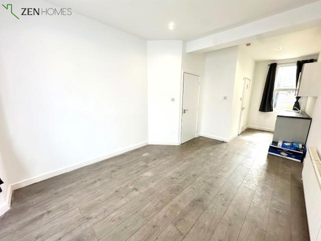 Apartment for rent in Ponders End, Greater London