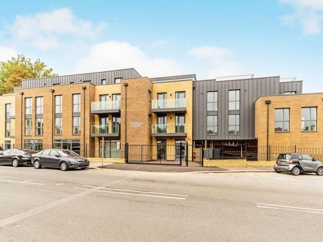 Apartment for rent in London Borough of Croydon, Greater London