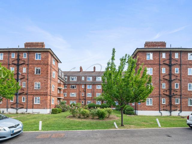 Apartment for rent in Greater London