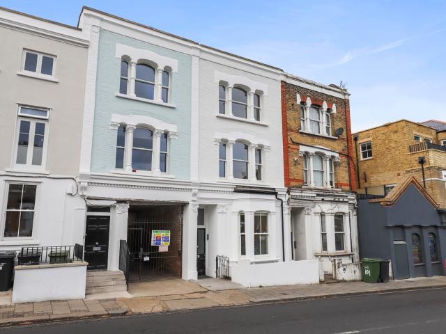 Apartment for rent in Clapham, Greater London
