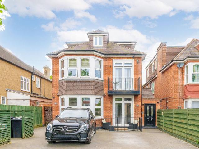 Apartment for rent in London Borough of Croydon, Addiscombe