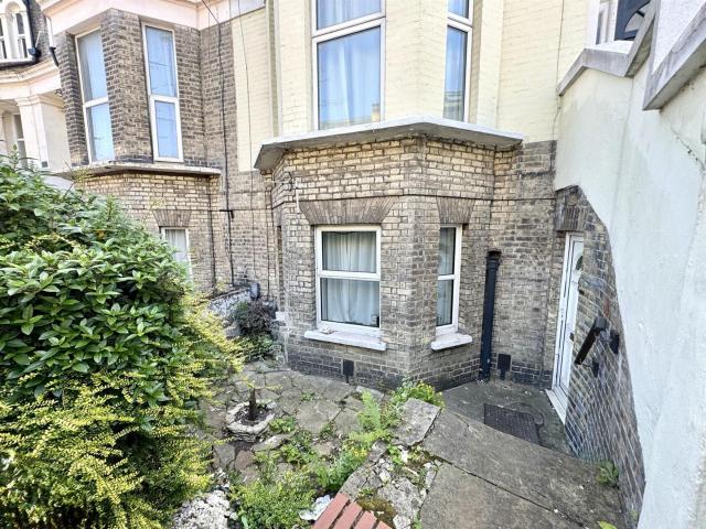 Apartment for rent in London Borough of Croydon, Greater London