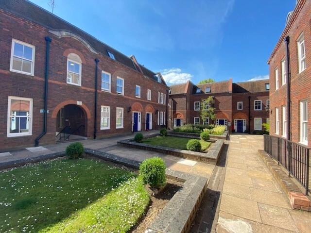Apartment for rent in Southcourt, Aylesbury