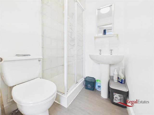 Apartment for rent in Dollis Hill, Greater London