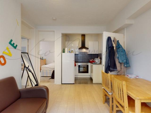 Apartment for rent in Chalk Farm, Greater London