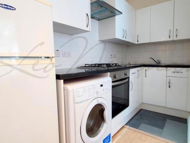 Apartment for rent in Chalk Farm, Greater London