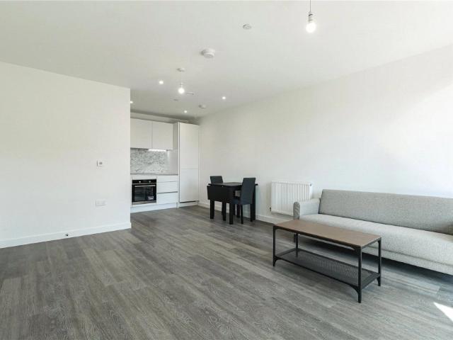 Apartment for rent in Kingsbury, Greater London