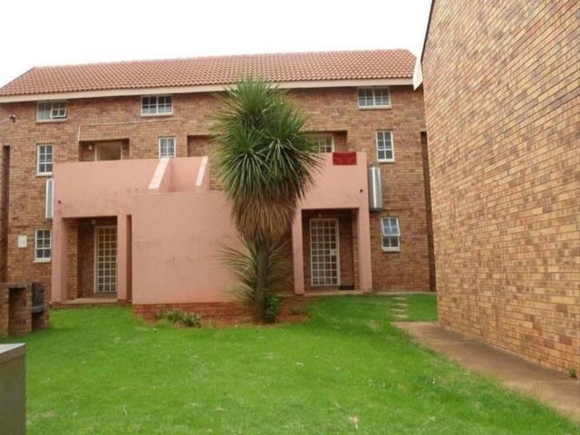 Apartment for sale in Waterkloof, Gauteng