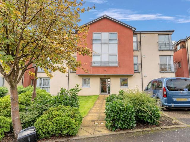 Apartment for rent in East Craigs, Scotland