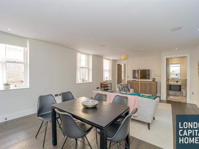 Apartment for rent in Blackfriars, Lyons