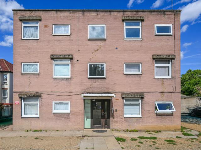 Apartment for rent in Brentham Garden Suburb, Greater London